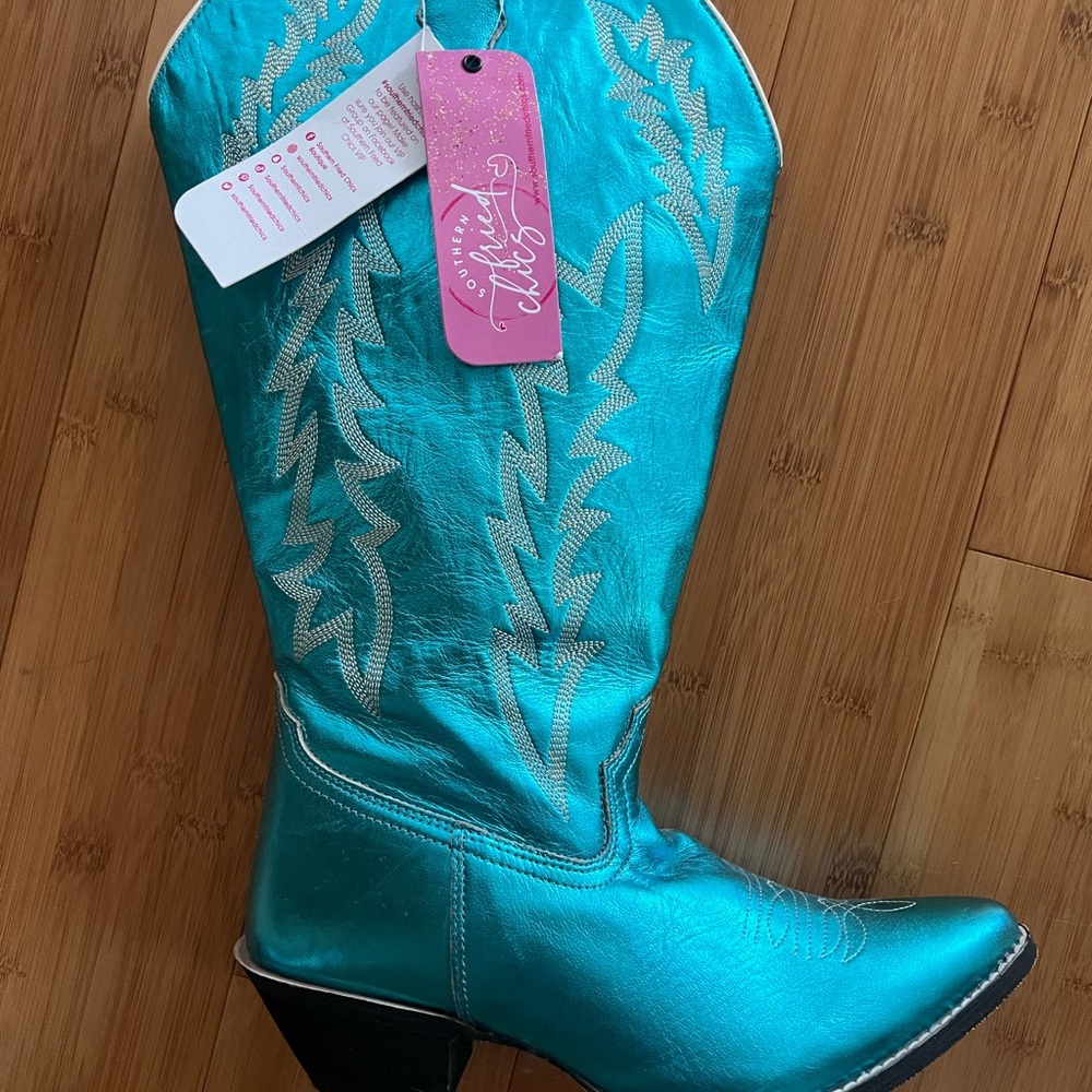 NWT Turquoise Western Cowboy Boots size 9 wide calf- GORGEOUS!